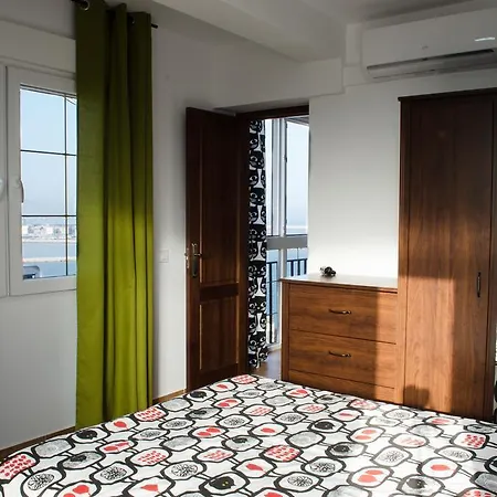 Appartement Flor 2 *